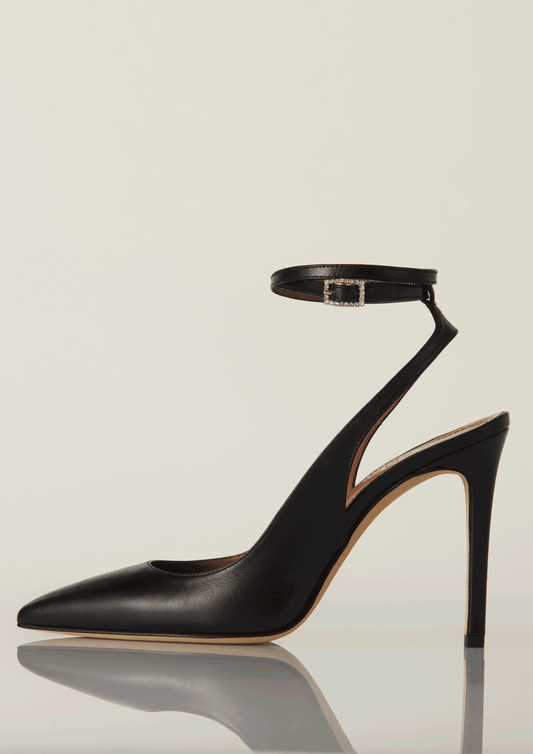 ‘’Lady D’’ black slingback